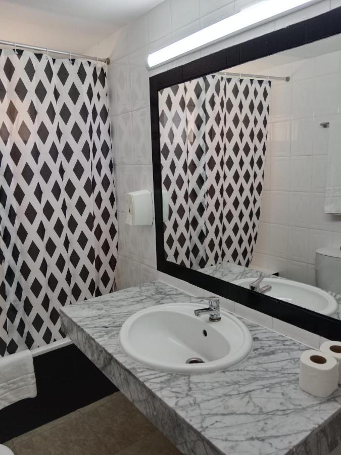 Apartamentos El Velero Торремолінос Екстер'єр фото