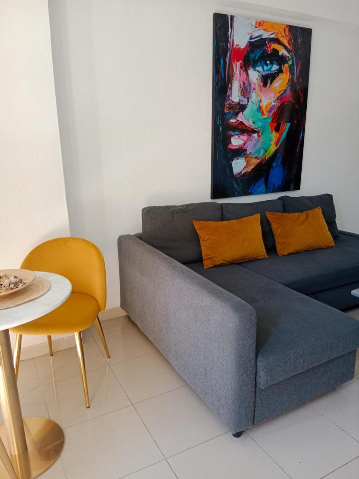 Apartamentos El Velero Торремолінос Екстер'єр фото